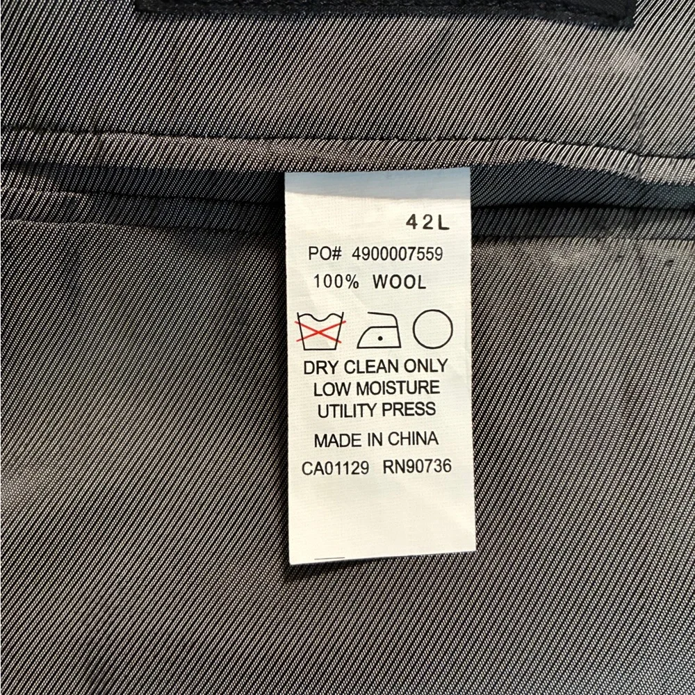 Calvin Klein Classic Black Men's Blazer Single breasted 100% New Wool Size 42L